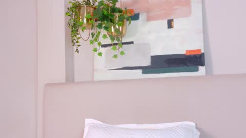 Snapshot of chloebenet chatting on 03/22/26, 01:25 chloebenet online show from 03/22/26, 01:25