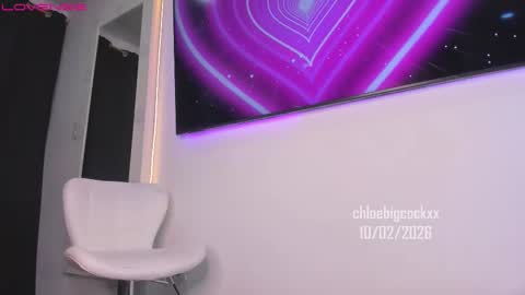 Im Chloe    independent account      online show from 02/11/26, 04:06