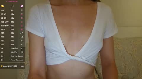 chloee__x online show from 03/25/26, 12:49