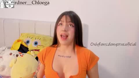 Snapshot of chloee_gardner chatting on 10/16/25, 11:50 Chloe online show from 10/16/25, 11:50