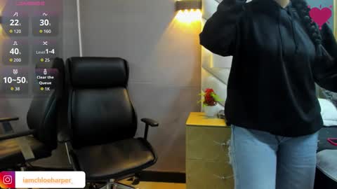  Chloe Harper  online show from 03/26/26, 11:38