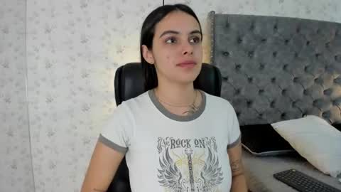  Chloe Harper  online show from 07/18/26, 03:05