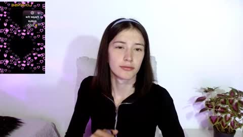 Chloe online show from 02/17/25, 12:59