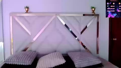 Chloe online show from 09/25/25, 02:10