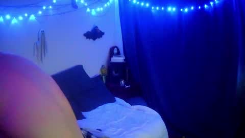 Chloekissxo online show from 12/25/24, 04:54