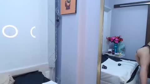 Snapshot of chloemartini_ chatting on 12/27/24, 06:35 ChloeSignup For Free Join my Fan Club online show from 12/27/24, 06:35