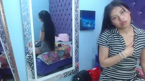 Snapshot of chloemartini_ chatting on 02/20/25, 09:44 ChloeSignup For Free Join my Fan Club online show from 02/20/25, 09:44