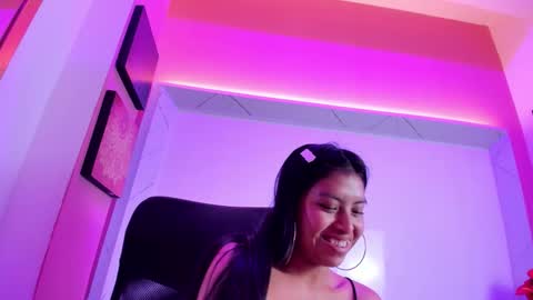 Snapshot of chloemartini_ chatting on 06/05/26, 06:52 ChloeSignup For Free Join my Fan Club online show from 06/05/26, 06:52