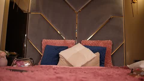 chloemin_ online show from 03/04/26, 06:52