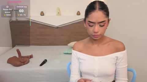 C H L O E online show from 01/10/26, 12:29