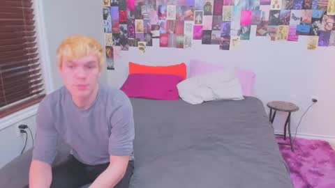 Snapshot of chloenight chatting on 01/26/25, 06:07 Chloe Night Milo Night online show from 01/26/25, 06:07