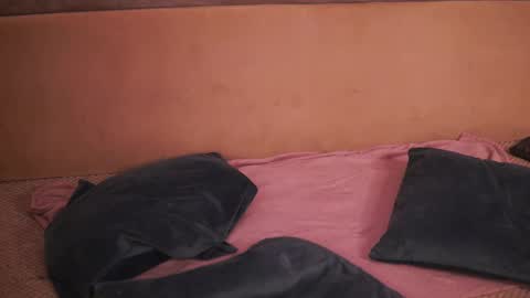 Chlo online show from 03/22/26, 05:44