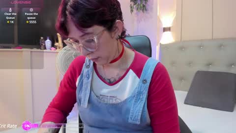 Chloe rosse online show from 01/25/25, 01:32