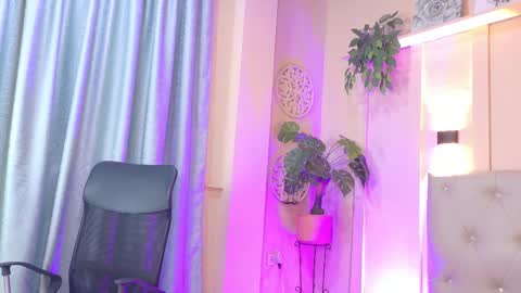 Chloe rosse online show from 11/28/25, 01:30