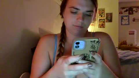 Snapshot of chloesays chatting on 09/25/25, 03:16 Chloe Lane online show from 09/25/25, 03:16