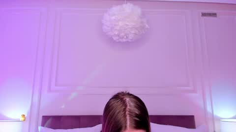 Chloe online show from 04/09/26, 07:52