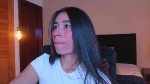 ChloeTurner  online show from 02/26/26, 08:30