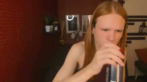 Chloe online show from 11/17/25, 01:06