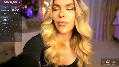 Chloe online show from 12/21/25, 09:33