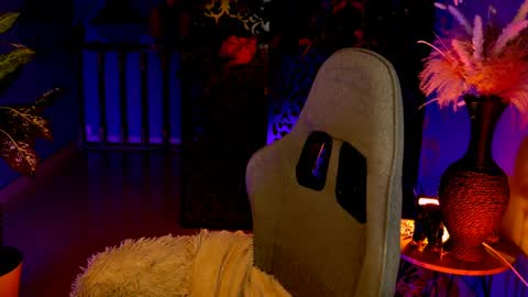 ChloeWight online show from 04/17/26, 09:01