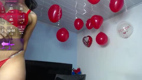 chloewills_ online show from 02/18/26, 03:41