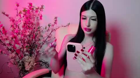 Snapshot of chloey_love_is chatting on 07/06/26, 01:08 Chloey online show from 07/06/26, 01:08