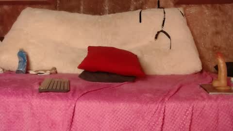 chlooe_zoe online show from 03/02/25, 09:31