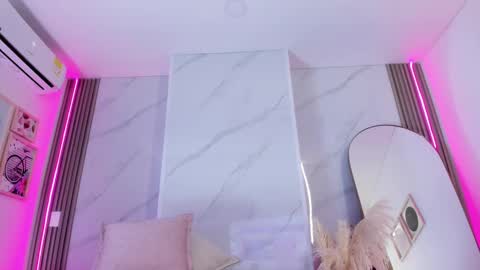 Chlooe online show from 02/19/25, 01:08