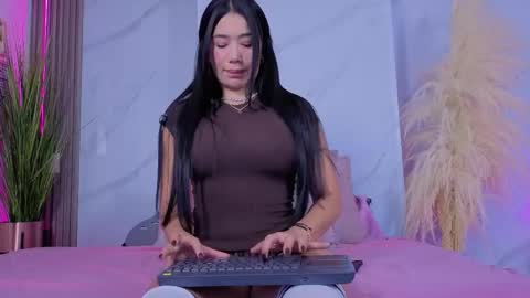 Chlooe online show from 04/01/26, 12:11