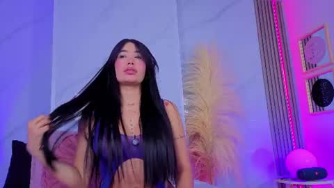 Snapshot of chlooee_ chatting on 07/20/26, 01:42 Chlooe online show from 07/20/26, 01:42