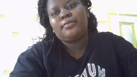 Snapshot of choclate_goddess chatting on 08/04/26, 05:54 Paula online show from 08/04/26, 05:54