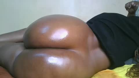 Snapshot of choco_baeb chatting on 03/24/26, 03:17 nei online show from 03/24/26, 03:17