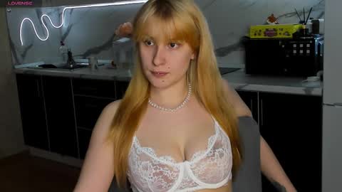 choco_meowx online show from 02/01/26, 07:45