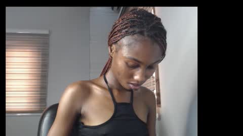 choco_petitqueen online show from 01/16/26, 07:34