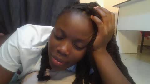 Snapshot of choco_vellvet chatting on 05/24/26, 01:38 sly online show from 05/24/26, 01:38