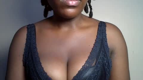 Snapshot of choco_vellvet chatting on 07/17/26, 06:57 sly online show from 07/17/26, 06:57