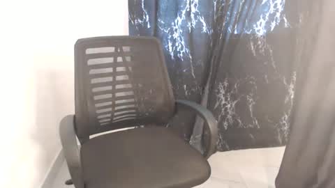 zi online show from 04/01/26, 07:20