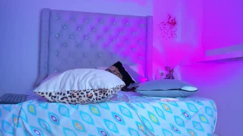 chocobunny1 online show from 11/16/25, 05:24