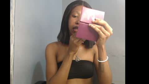 Snapshot of chocochocox chatting on 05/20/26, 06:52 chocochocox online show from 05/20/26, 06:52