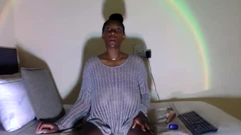 Exotic Chocolate online show from 12/16/25, 02:27