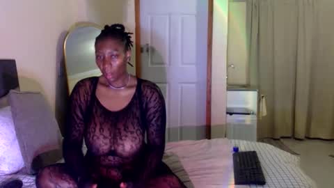Snapshot of chocolate808 chatting on 05/11/26, 01:00 Exotic Chocolate online show from 05/11/26, 01:00