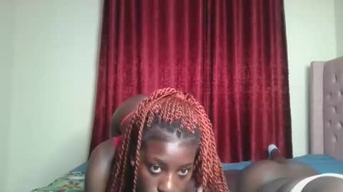 Snapshot of chocolate_iva chatting on 09/13/25, 11:37 Iva online show from 09/13/25, 11:37