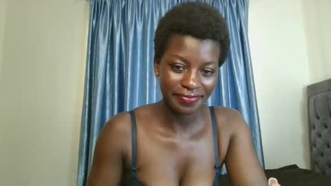 Snapshot of chocolate_iva chatting on 10/03/25, 10:23 Iva online show from 10/03/25, 10:23