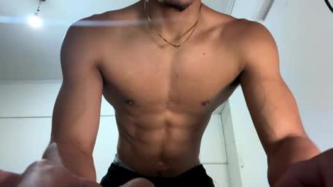 Snapshot of chocolate_sex436778 chatting on 05/29/26, 09:24 thiango online show from 05/29/26, 09:24