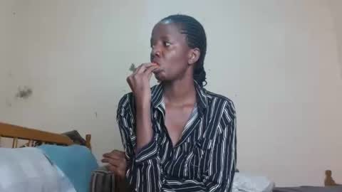 Snapshot of chocolatebony_ chatting on 06/07/26, 04:55 chocolatebony_ online show from 06/07/26, 04:55