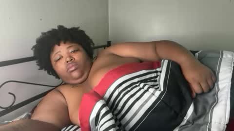 Snapshot of chocolatebunnyxx69 chatting on 04/26/26, 01:53 Melina online show from 04/26/26, 01:53