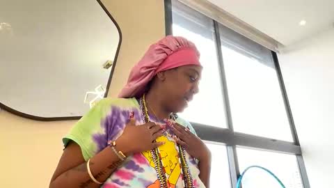 Snapshot of chocolatecakequeen chatting on 03/01/25, 04:54 ChocolateCakeQueen online show from 03/01/25, 04:54