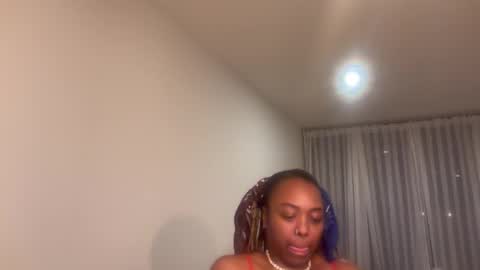 ChocolateCakeQueen online show from 12/03/25, 03:03
