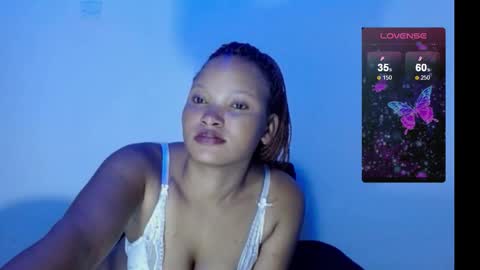 Snapshot of chocolatemilkebony chatting on 02/17/25, 10:14 chocolatemilkebony online show from 02/17/25, 10:14