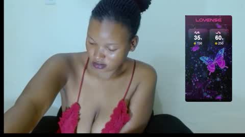 Snapshot of chocolatemilkebony chatting on 09/13/25, 06:24 chocolatemilkebony online show from 09/13/25, 06:24